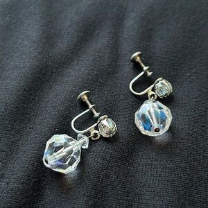 Vintage Laguna twist-back Earrings